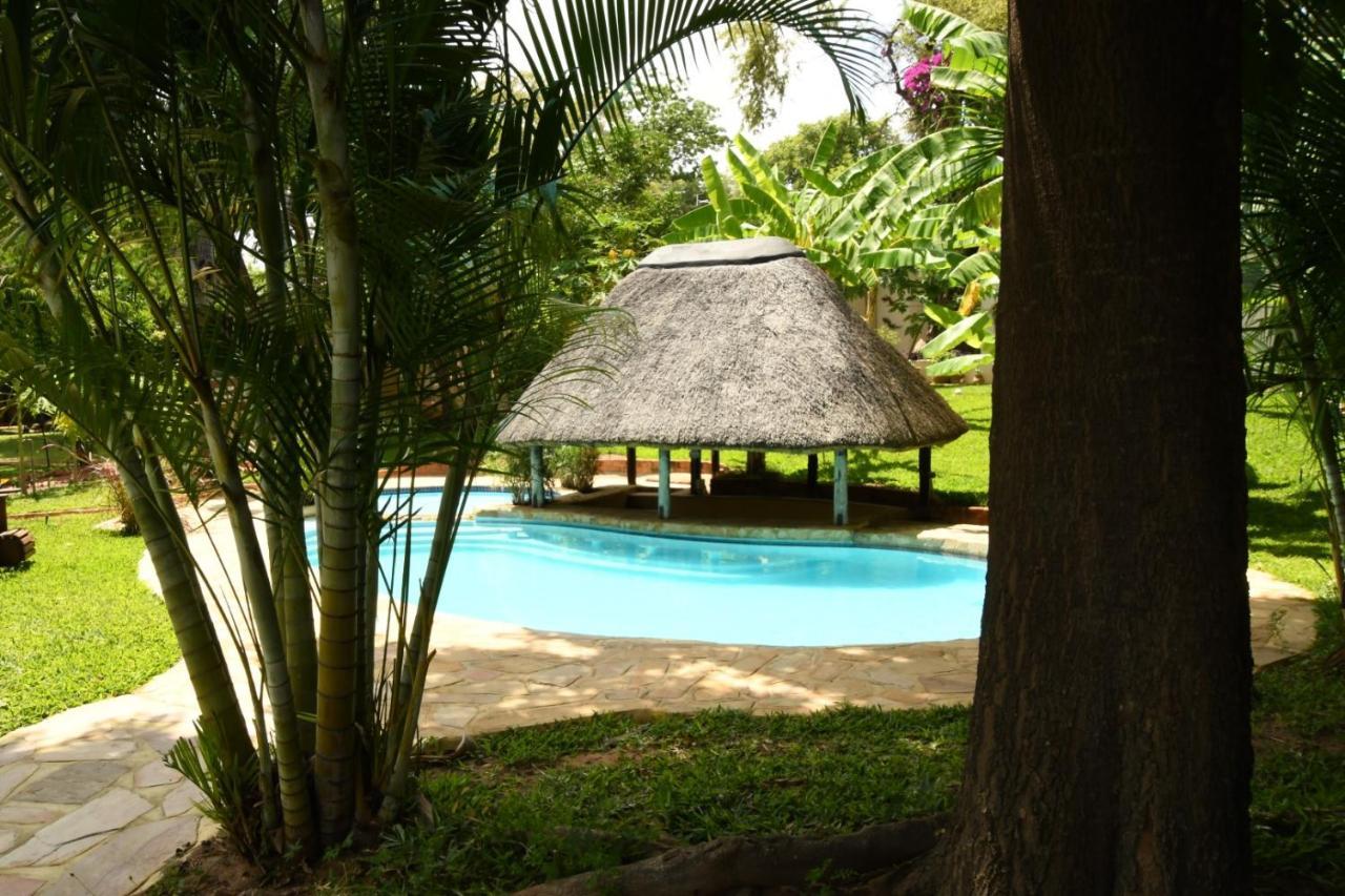 Tambuti Lodge Рунду Екстериор снимка