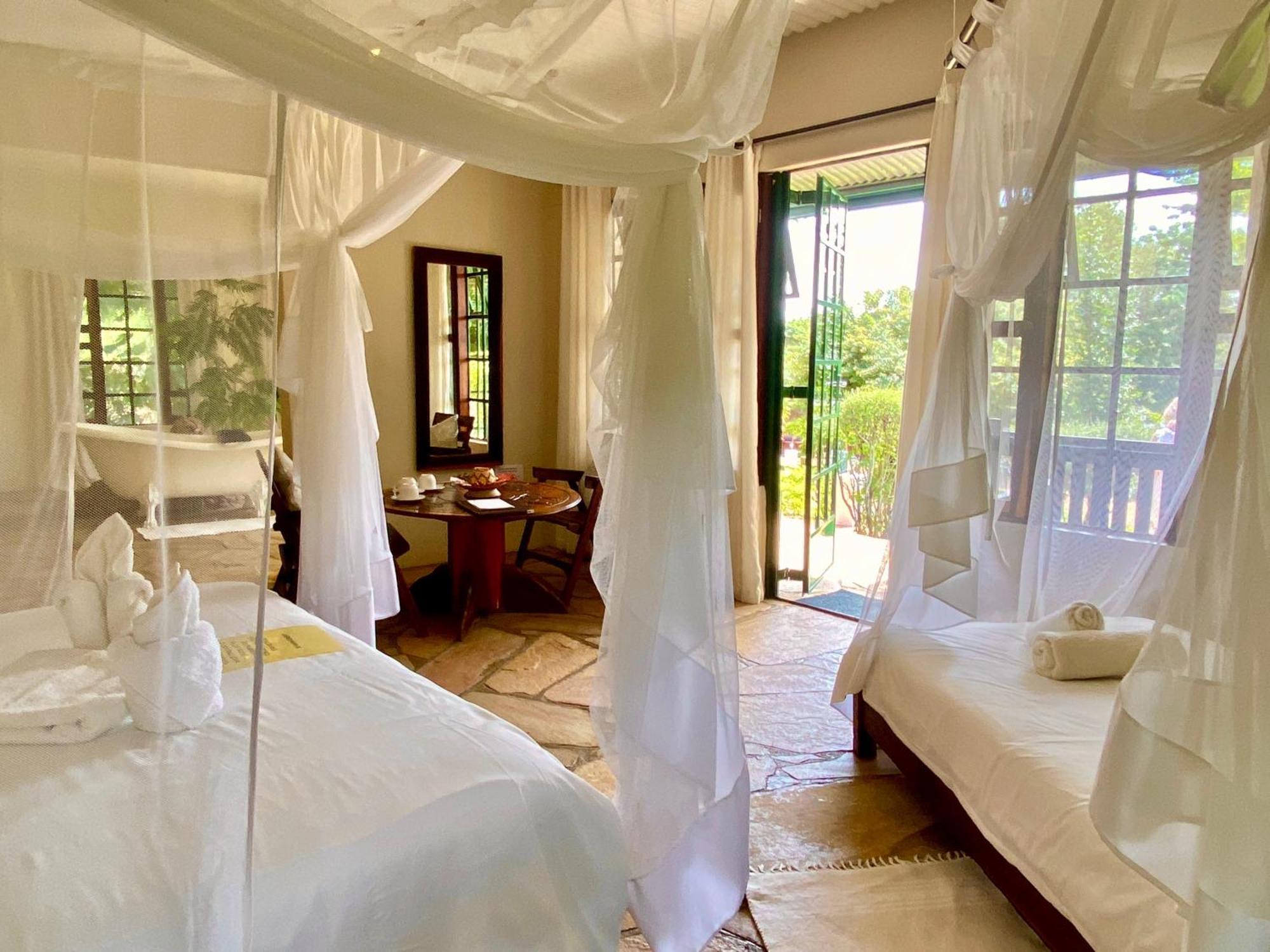 Tambuti Lodge Рунду Екстериор снимка