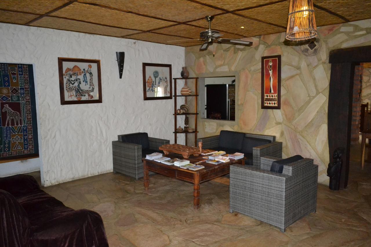 Tambuti Lodge Рунду Екстериор снимка