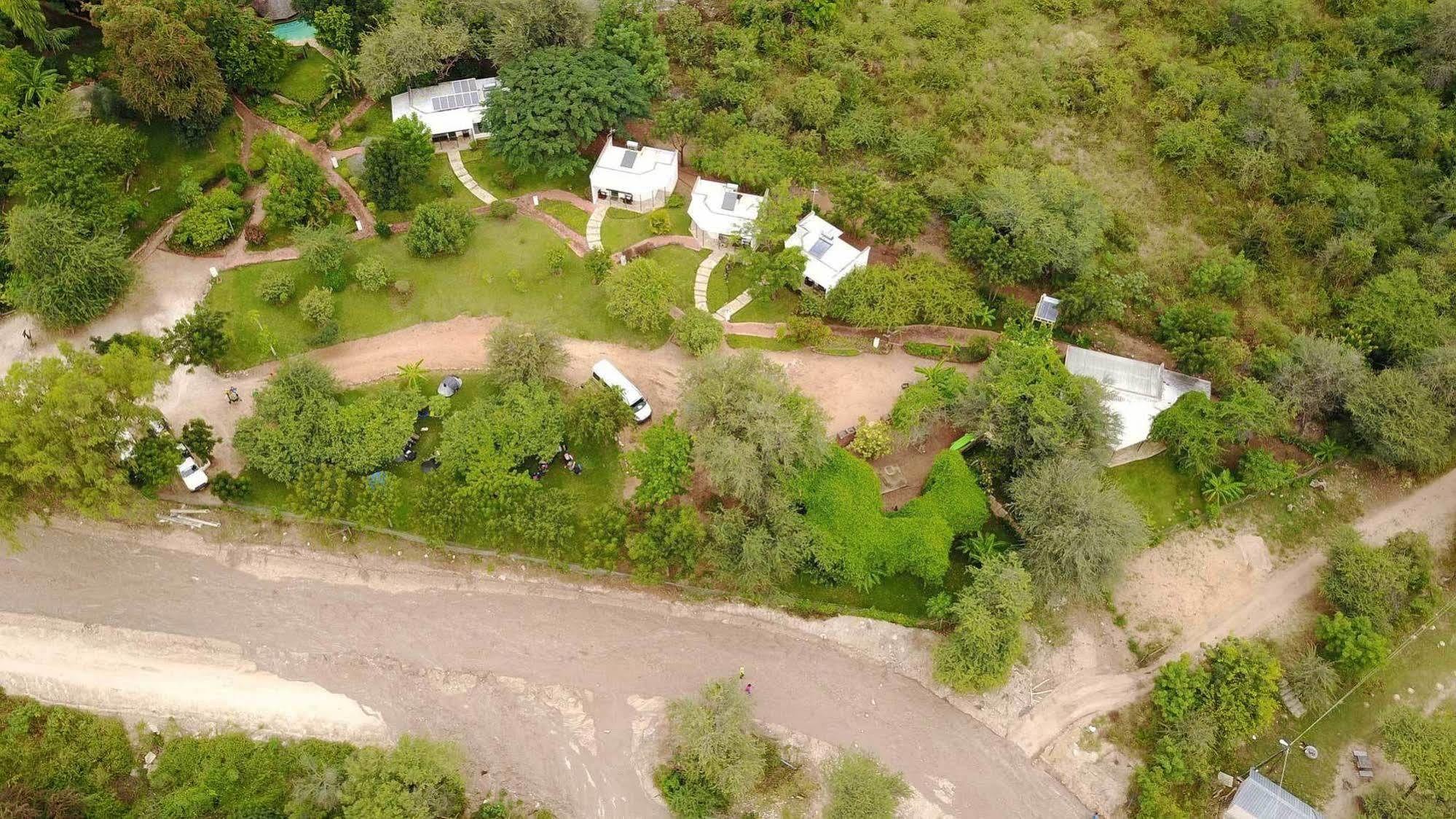 Tambuti Lodge Рунду Екстериор снимка